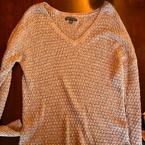 American Eagle taupe sweater. Great condition